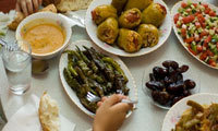 5 نصائح غذائية تقيكم العطش والتعب في شهر رمضان المبارك 5 نصائح غذائية تقيكم العطش والتعب في شهر رمضان المبارك